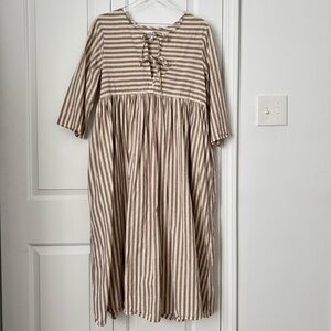 Tradlands Birdie Bell Sleeve Dress